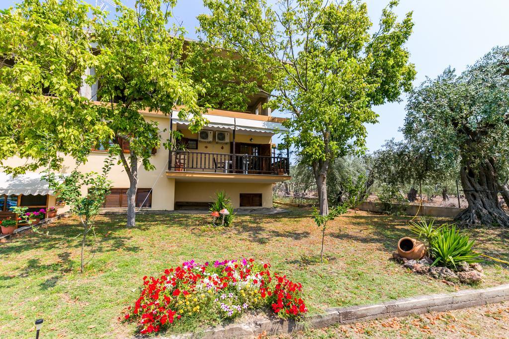Villa Vrachos Скала-Каллирахис Экстерьер фото
